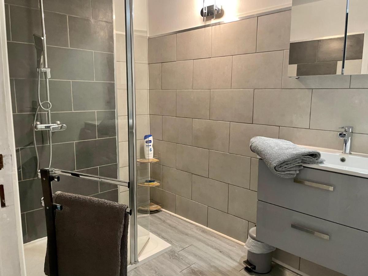 Appartement Entier Moissac Centre 30 M2 Calme Avec Cour Interieure Pour Velos A 50M Du Marche De Moissac Dış mekan fotoğraf